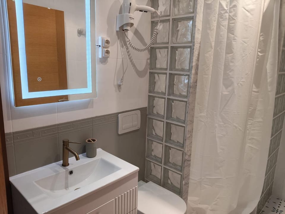 Apartamento en Cedeira a 3 minutos caminando a la playa Apartment in Galicia