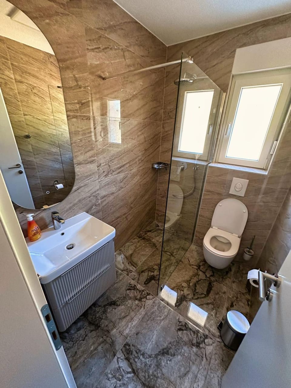 Rooms & Apartment Jozić Bed and Breakfast in Federation of Bosnia and Herzegovina