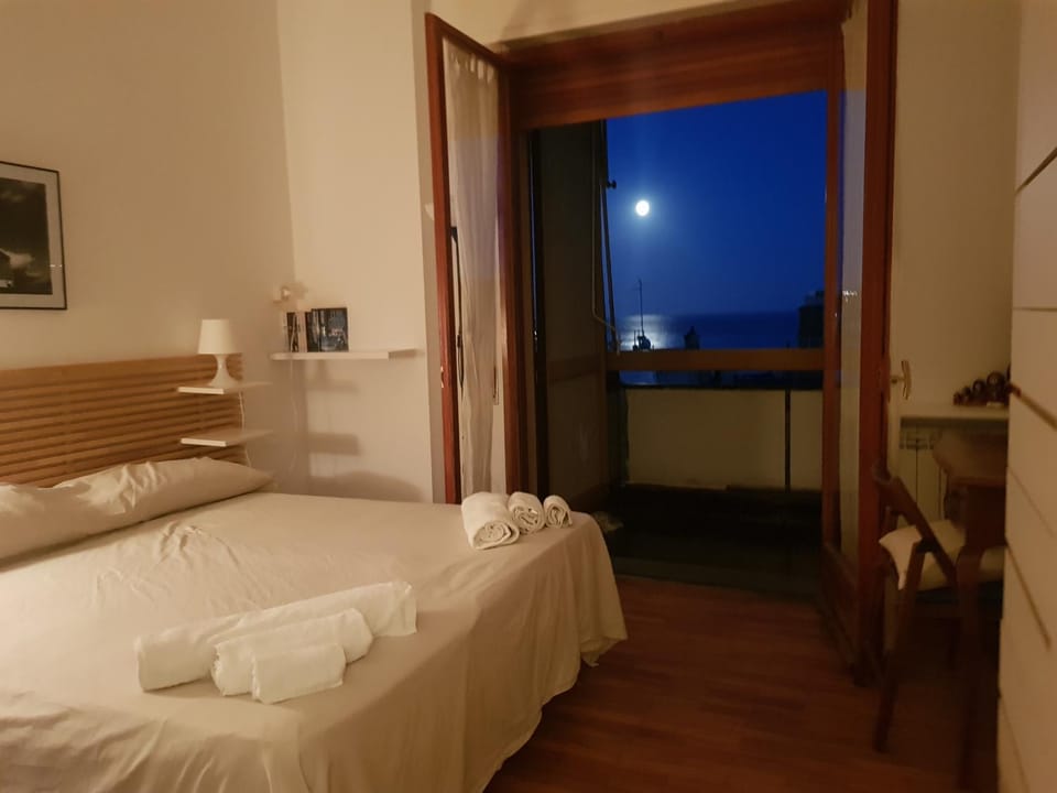 Seaview Rapallo's Heart Skyline Apartment in Rapallo