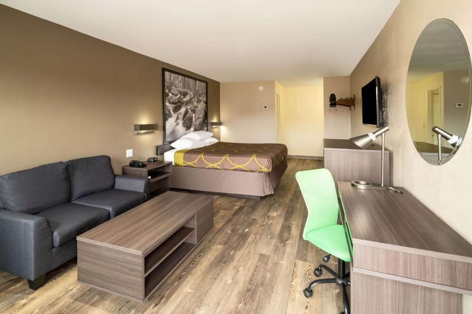 Photo of the whole room, On site