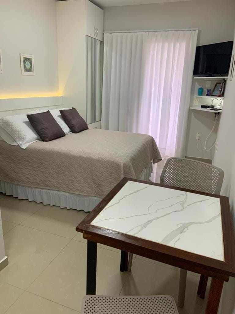 Bed, TV and multimedia, Bedroom, hair dresser