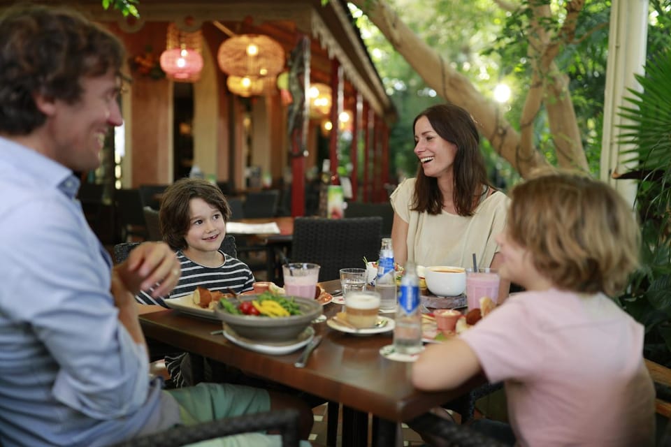 Restaurant/places to eat, Lunch, Dinner, Family