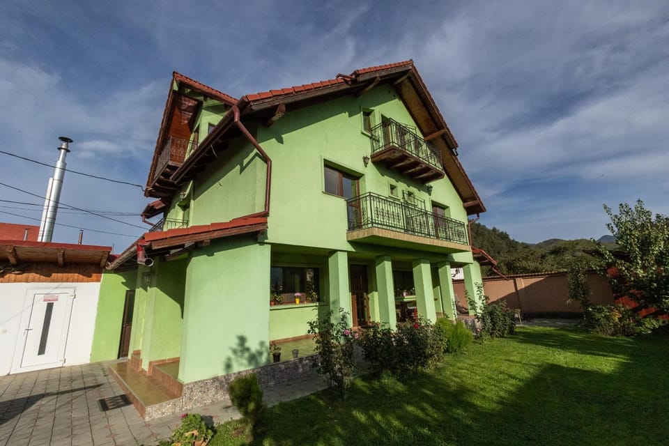 Vilman House Bed and Breakfast in Brașov County