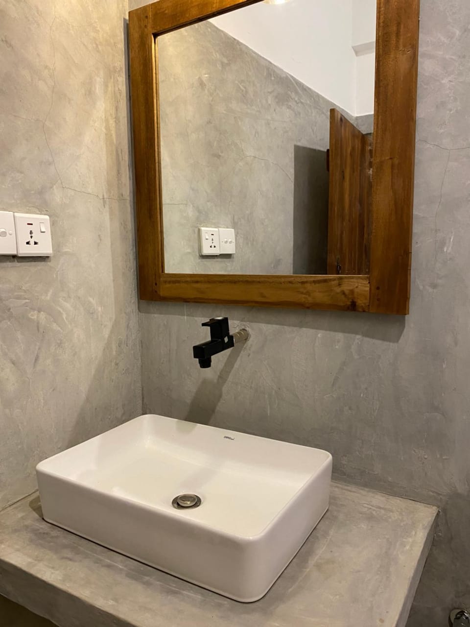 Starfish Cabbana Bed and Breakfast in Sri Lanka