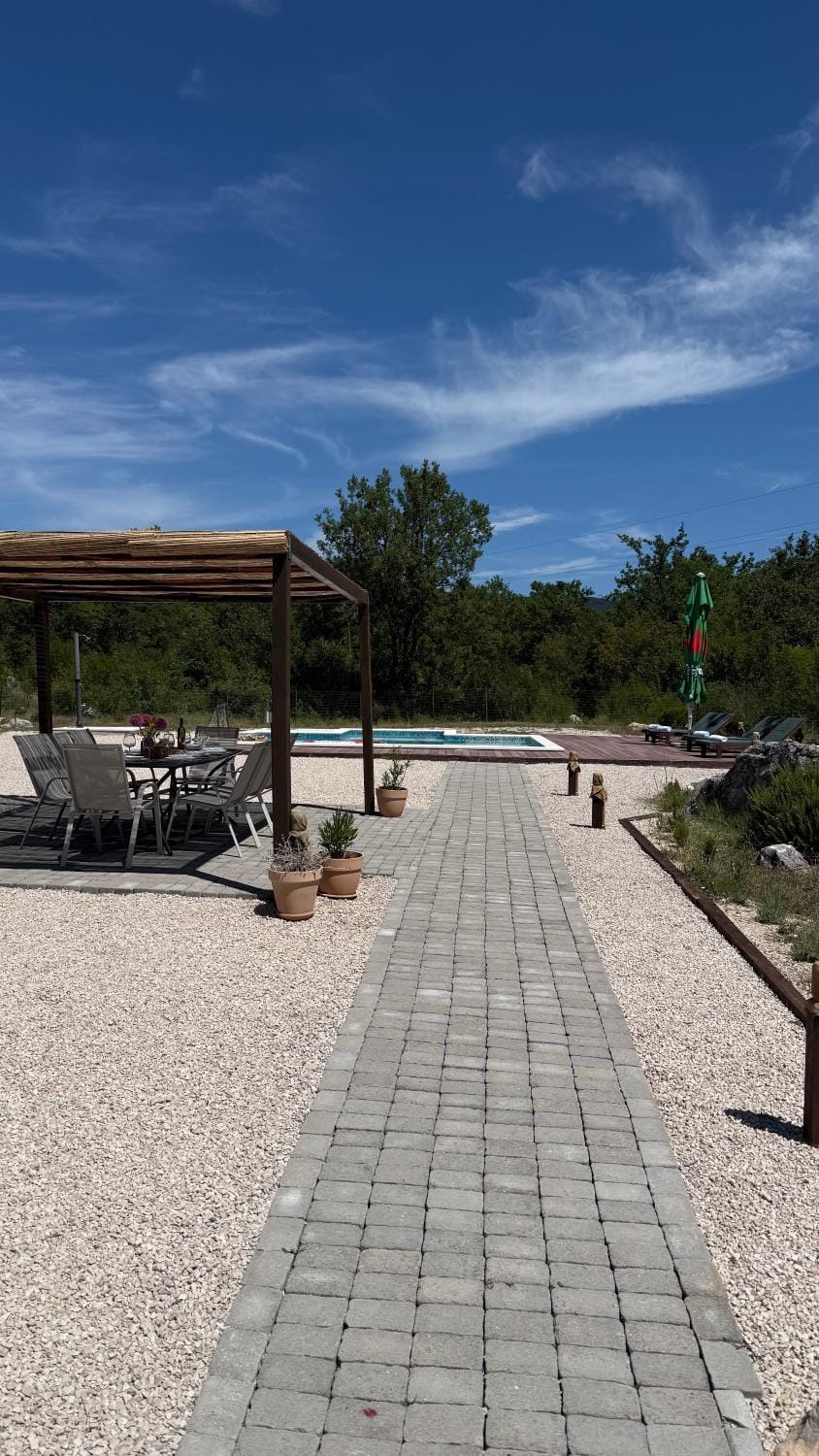 Private Villa Bonaventura with Pool & Jacuzzi & BBQ for Families & Groups near Split Villa in Split-Dalmatia County