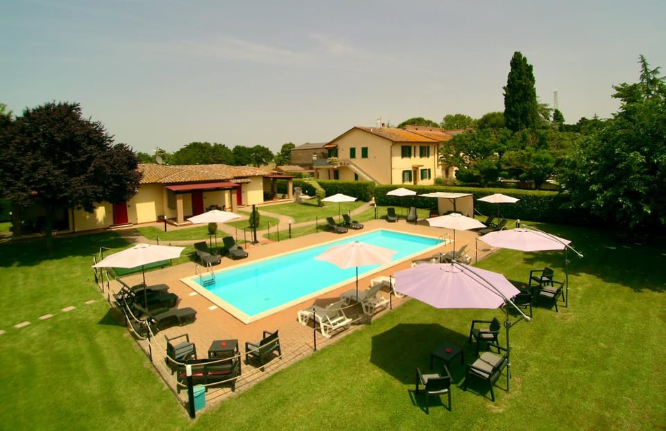 Garden, Swimming pool