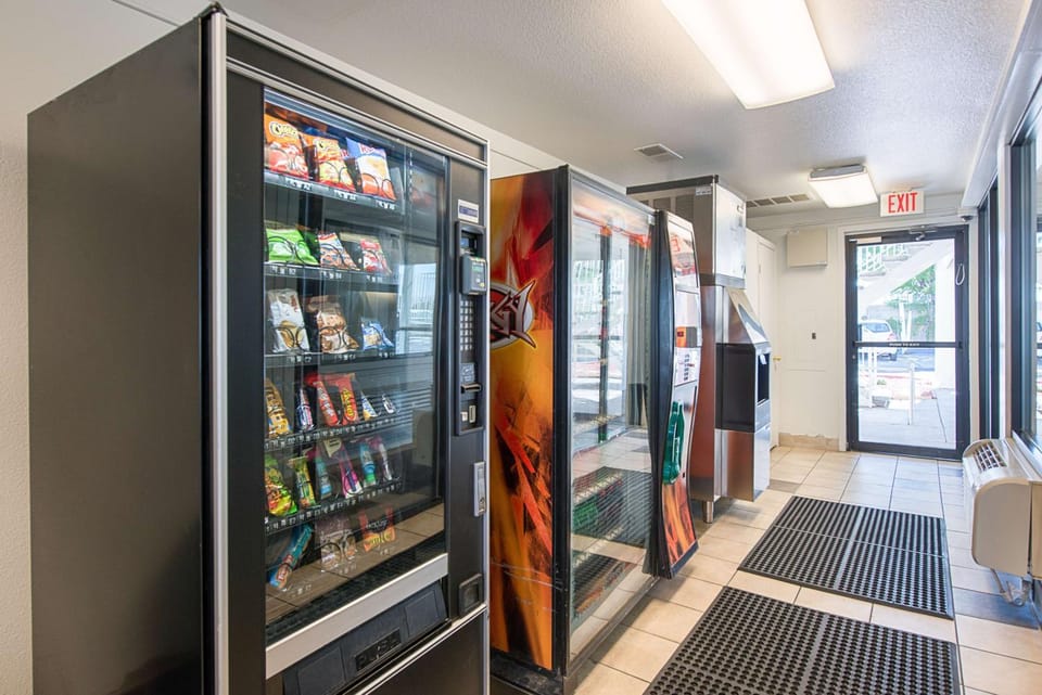 Property building, vending machine