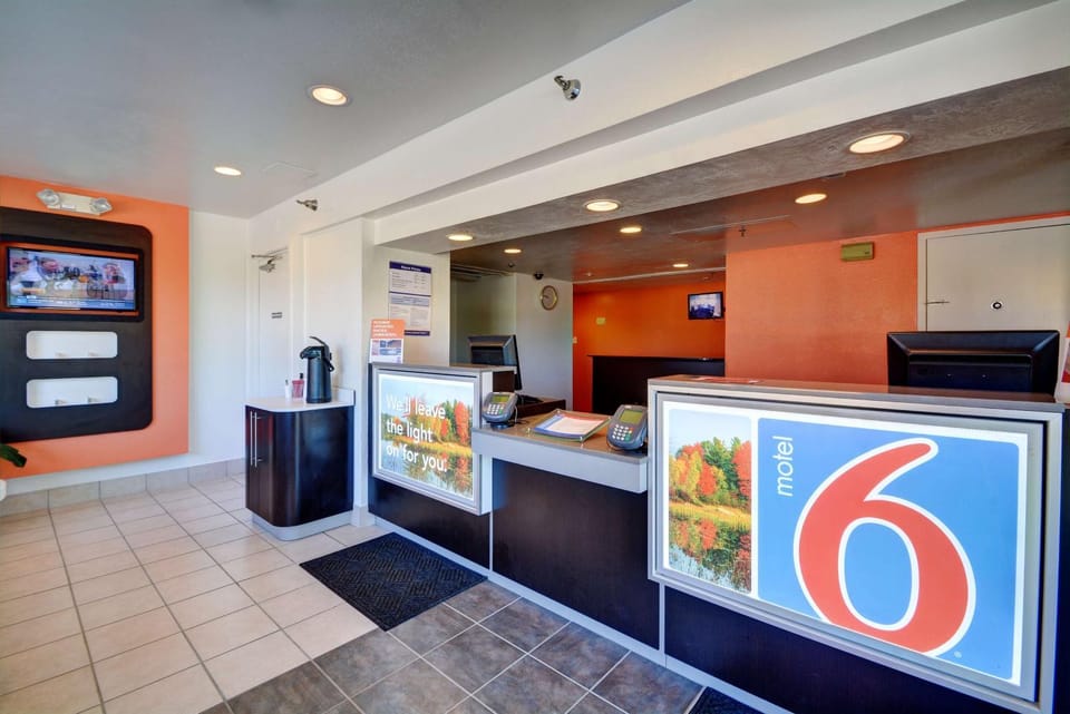 Lobby or reception, On site