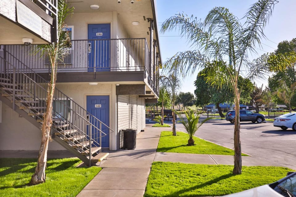 Property building, Parking