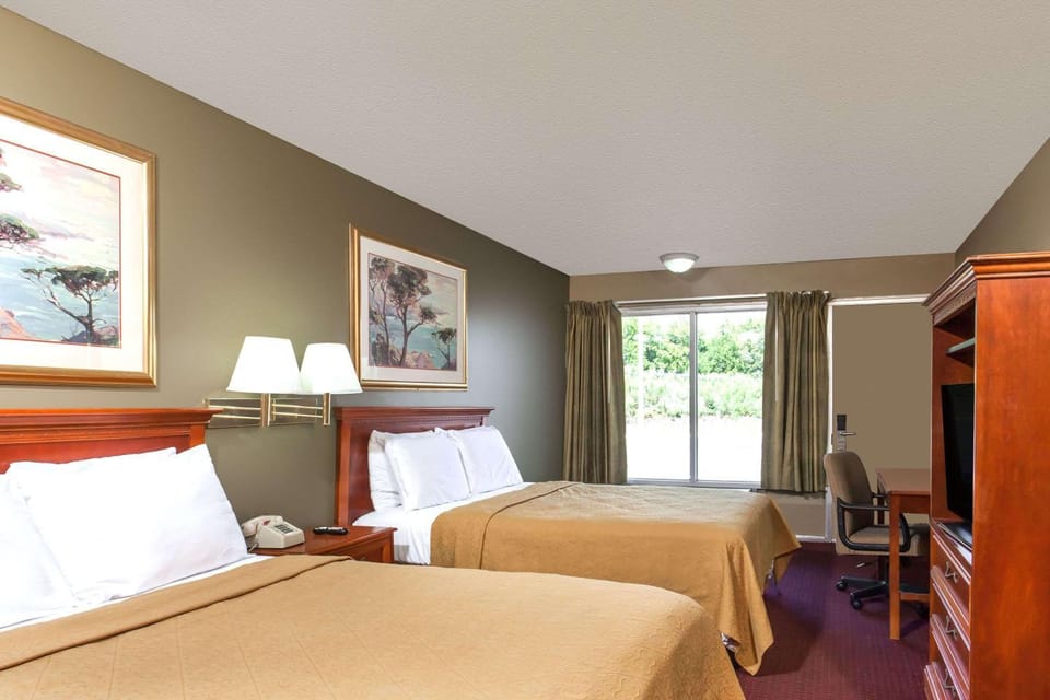 Photo of the whole room, On site