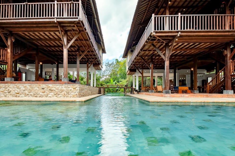Swimming pool, Swimming pool