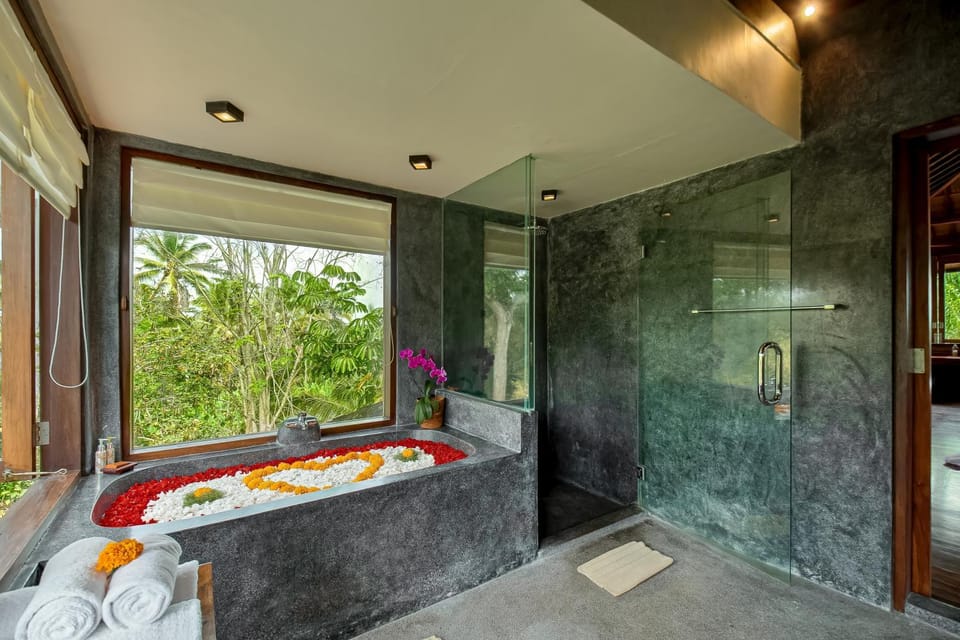 Bathroom, Bath