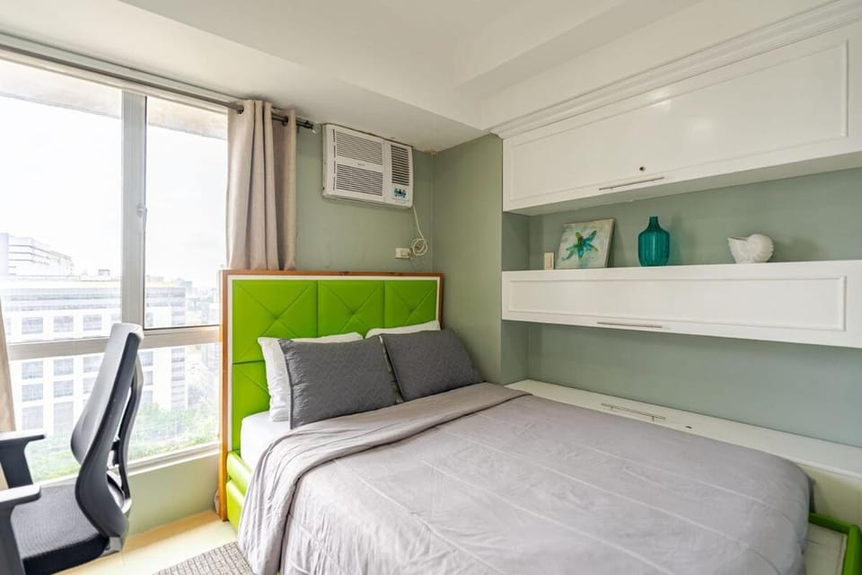 Cebu IT Park studio walking distance to everything 2016 Apartment in Lapu-Lapu City