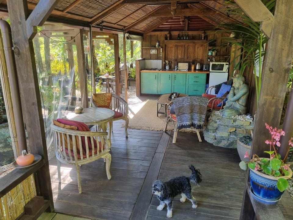 Seating area, Communal kitchen