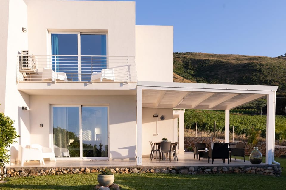 Villa Cristina - Relax - Piscina e Vista Mare House in Sicily