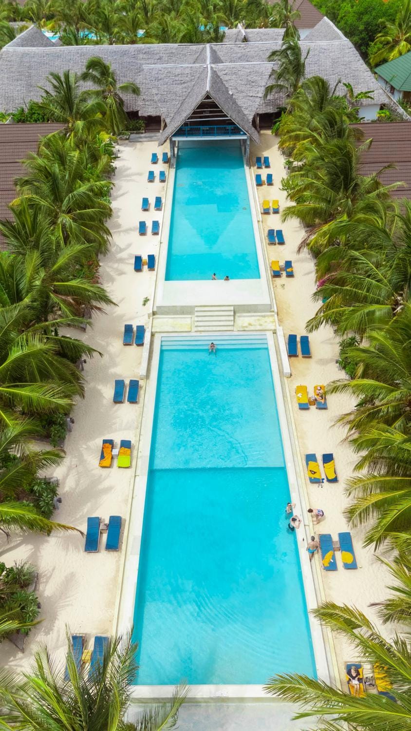 Property building, Swimming pool