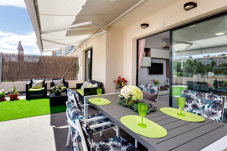 Patio, Balcony/Terrace