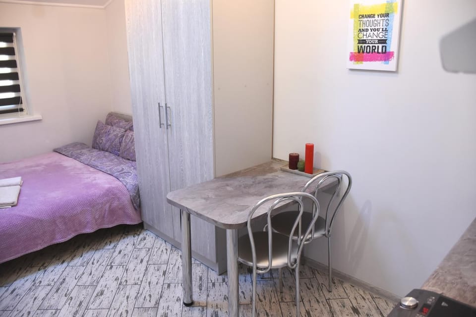 Photo of the whole room, Decorative detail, Dining area, Bedroom