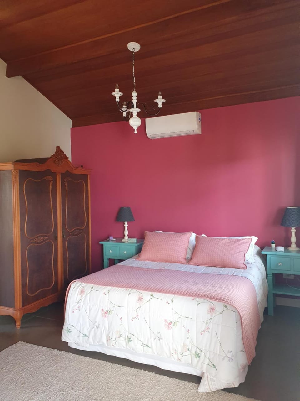 Bed, microwave, air conditioner