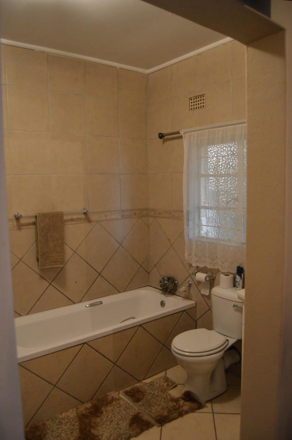Esmarline Lodge Bed and Breakfast in Gauteng