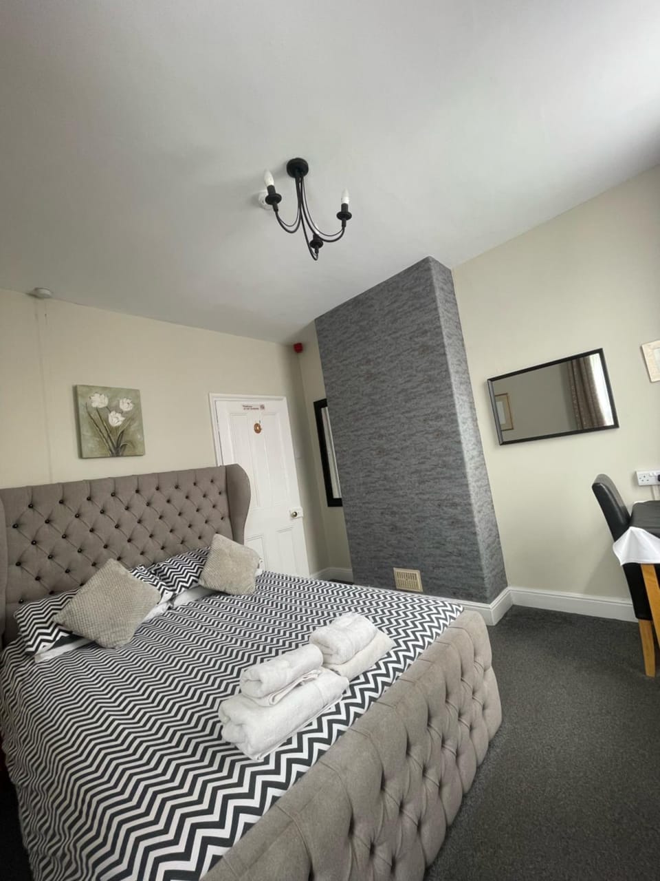 Burton Villa Guest House Bed and Breakfast in York