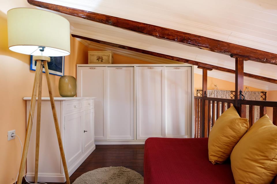 bunk bed