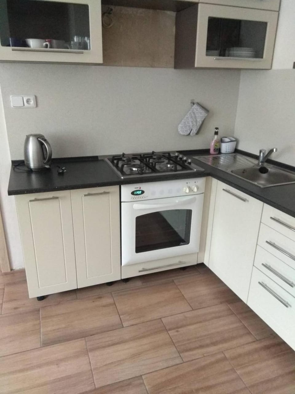 Kitchen or kitchenette, stove