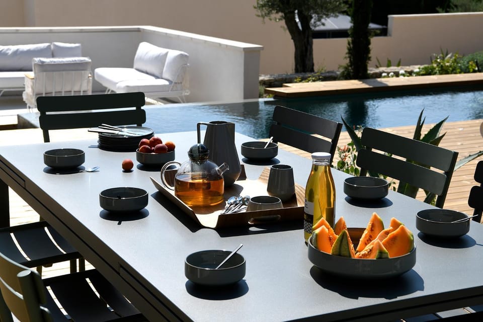 Les Loges En Provence "Villa 360" Villa in Villeneuve-lès-Avignon