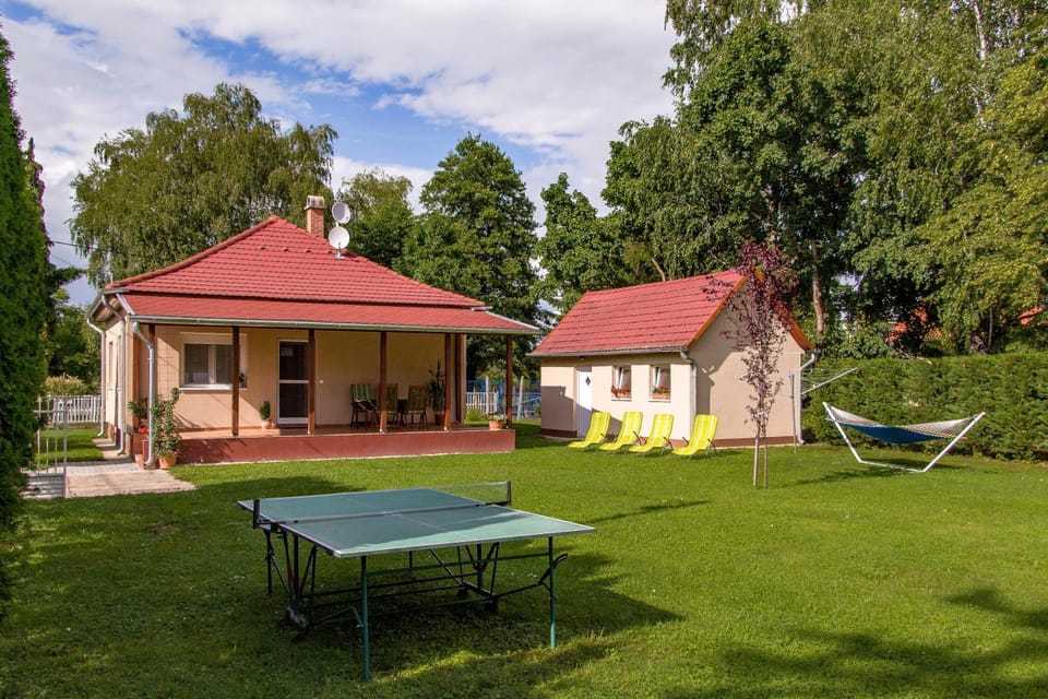 Villa Bárdió Villa in Hungary