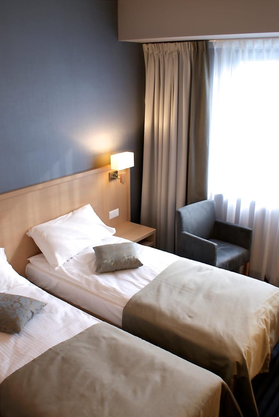 Bed, Photo of the whole room
