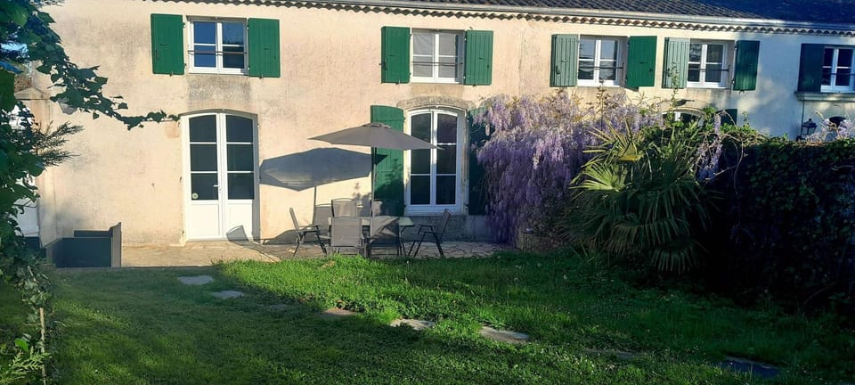 Property building, Garden