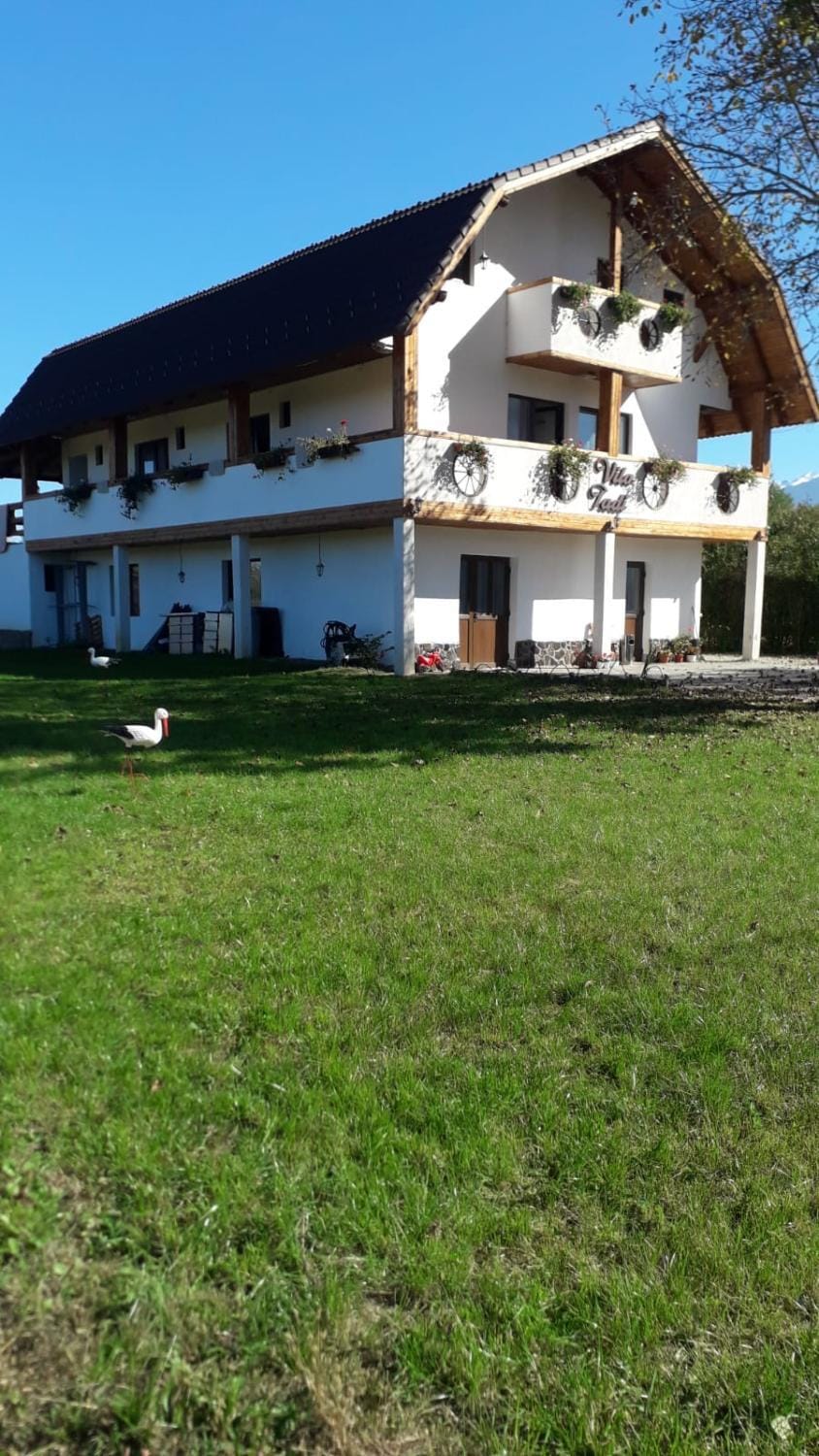Vila Tadi Nature lodge in Romania