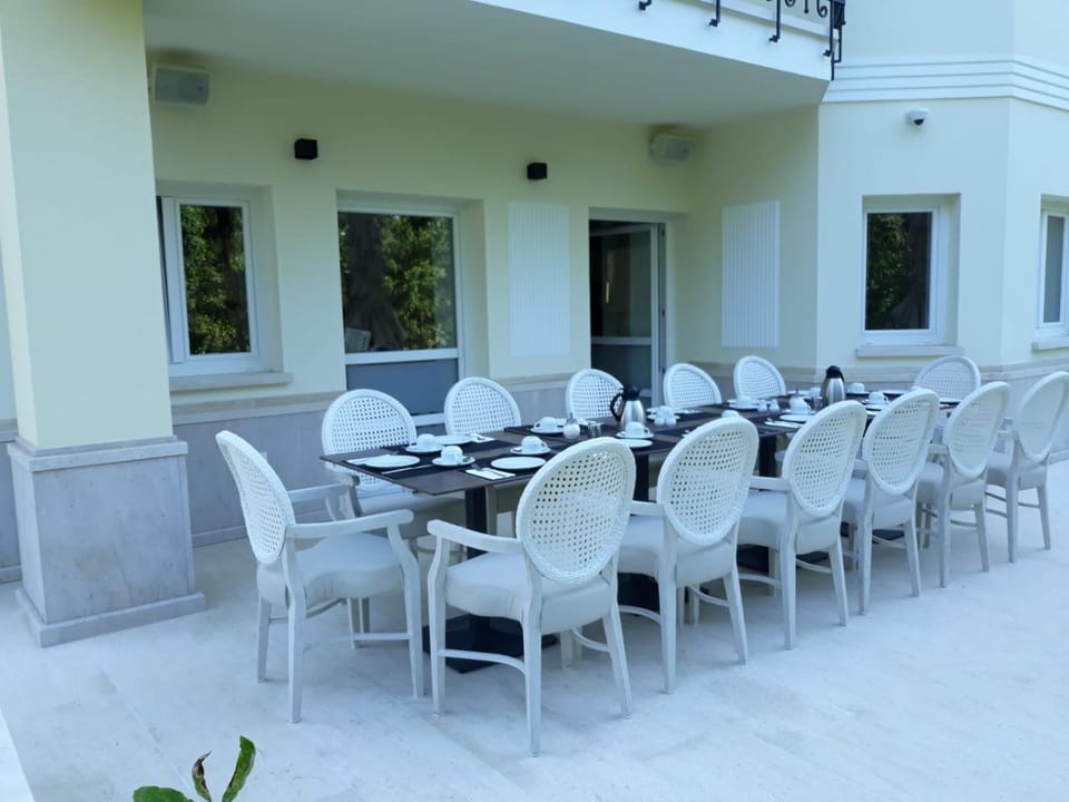 Lounge or bar