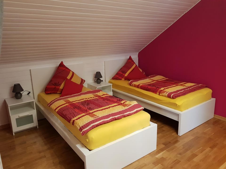 Bed, Bedroom
