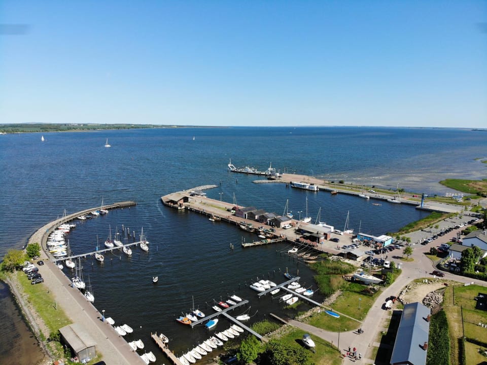Spring, Off site, Natural landscape, Bird's eye view, Fishing, Sea view, Area and facilities