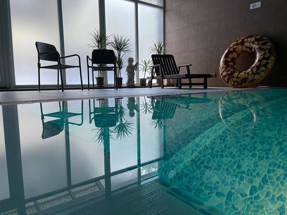 Pool view, Swimming pool