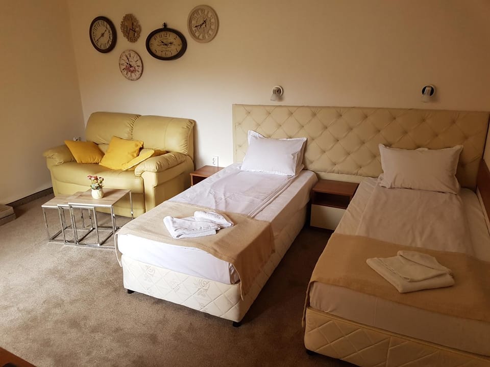 Family Hotel Kedara Hotel in Burgas