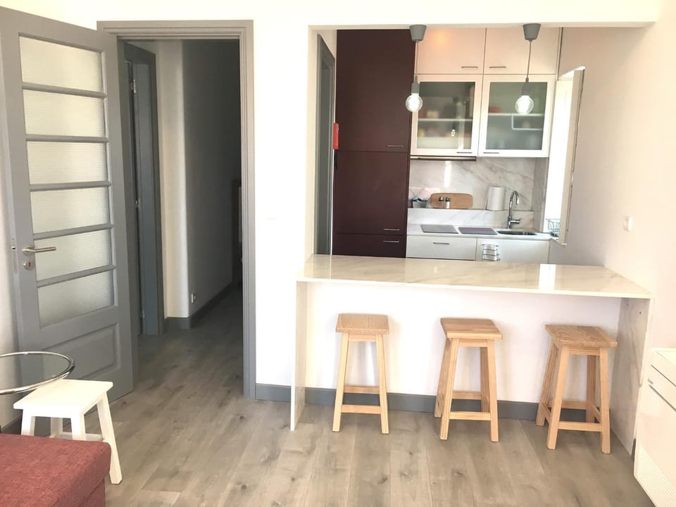 Kitchen or kitchenette, Living room, Dining area