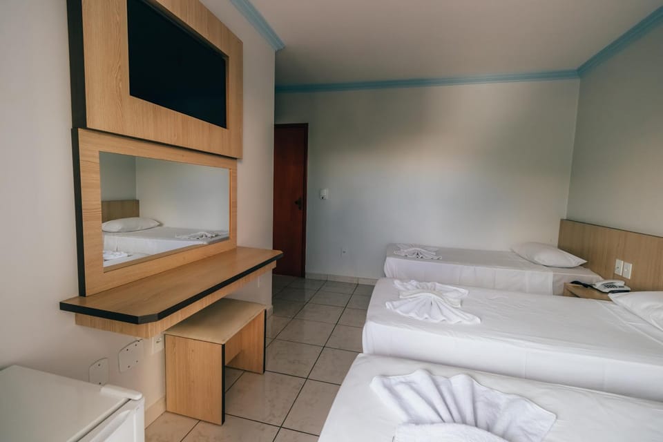 Bed, Photo of the whole room, towels