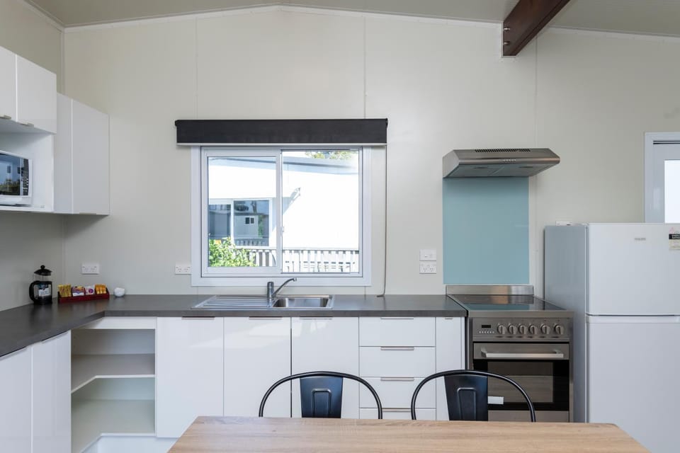 Coffee/tea facilities, Kitchen or kitchenette, kitchen