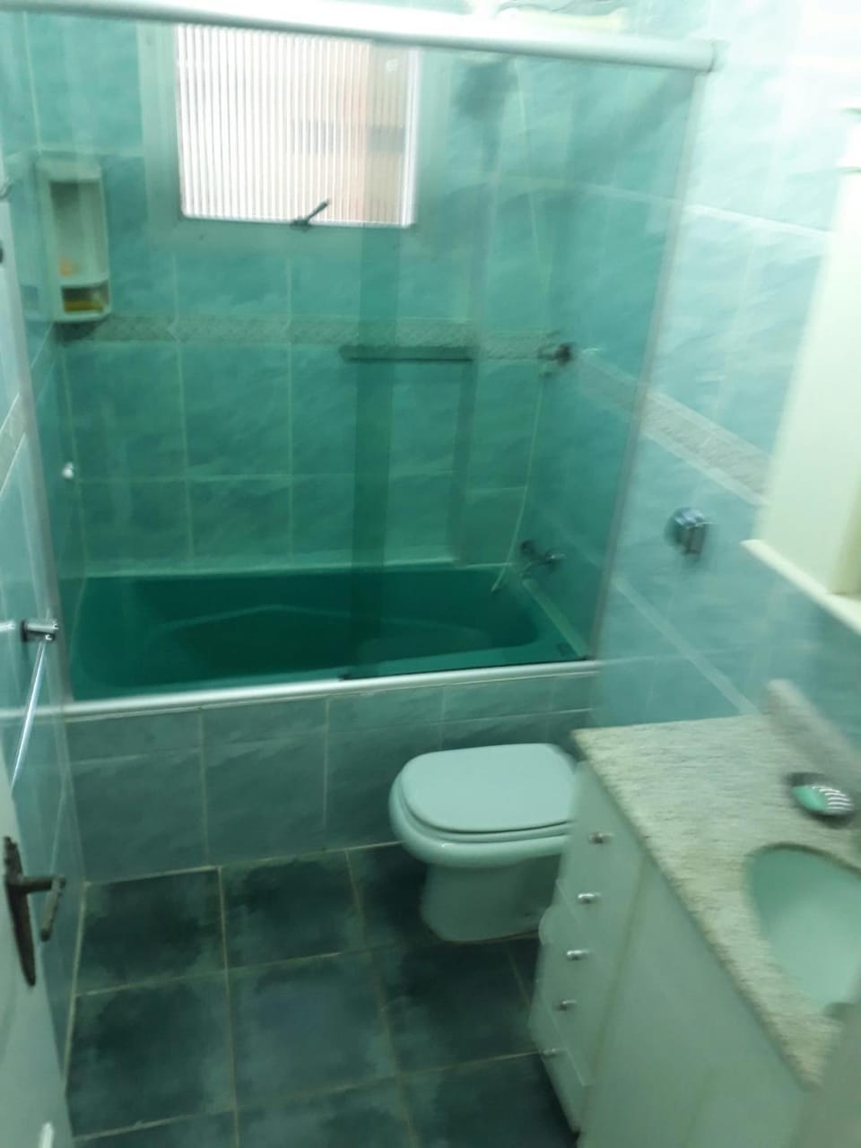Hot Tub, Bathroom