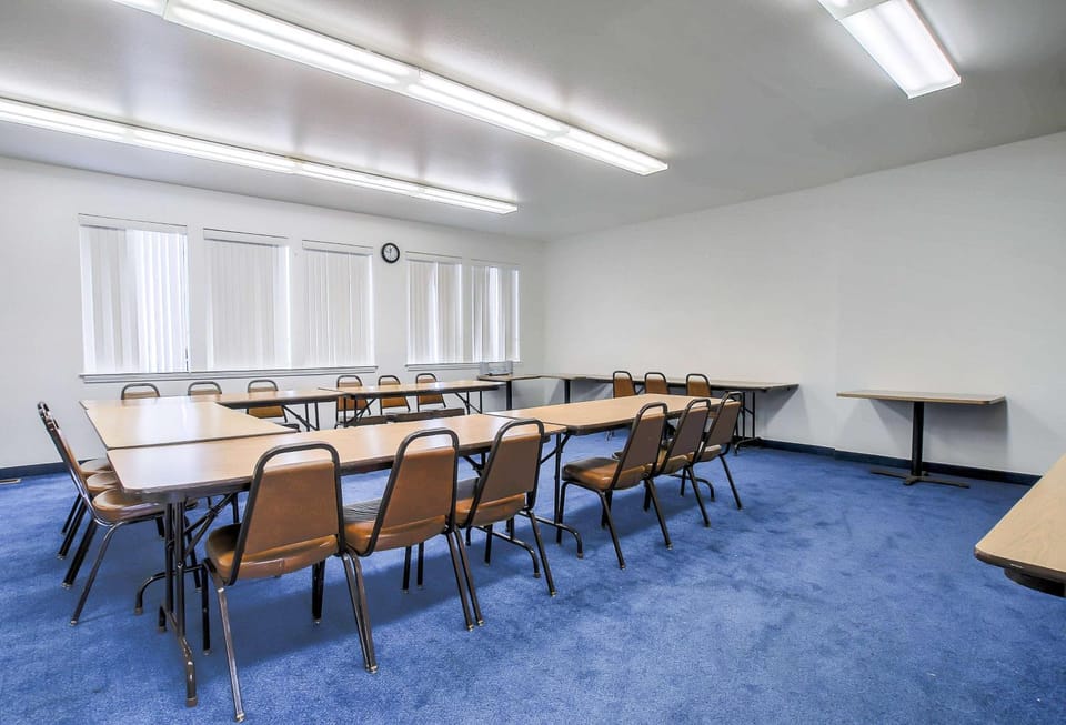 On site, Meeting/conference room