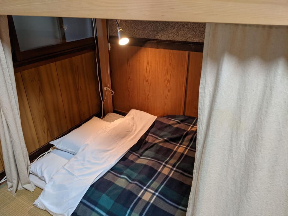 Guesthouse Tomaru Bed and Breakfast in Takayama