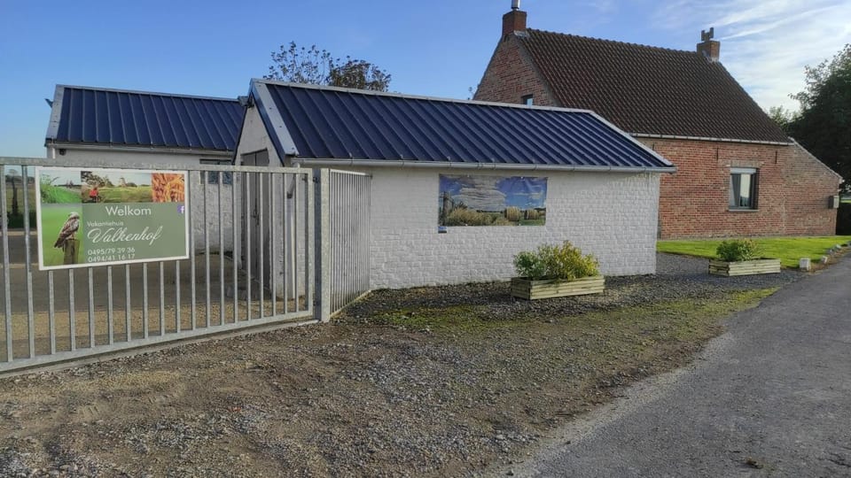 Valkenhof House in Flanders