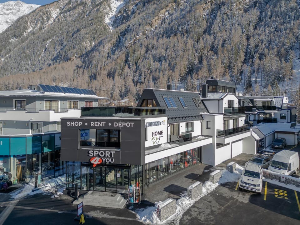 Property building, Location