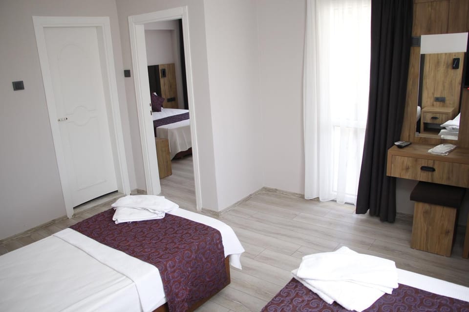 Bed, Bathroom, Photo of the whole room, Bedroom, towels, wardrobe