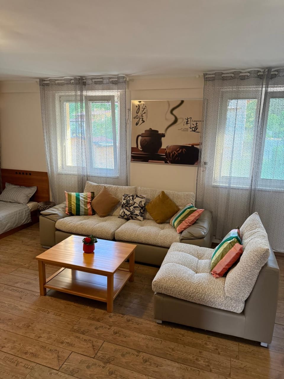 Living room, Seating area