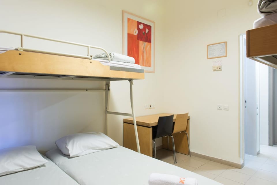 Bed, bunk bed