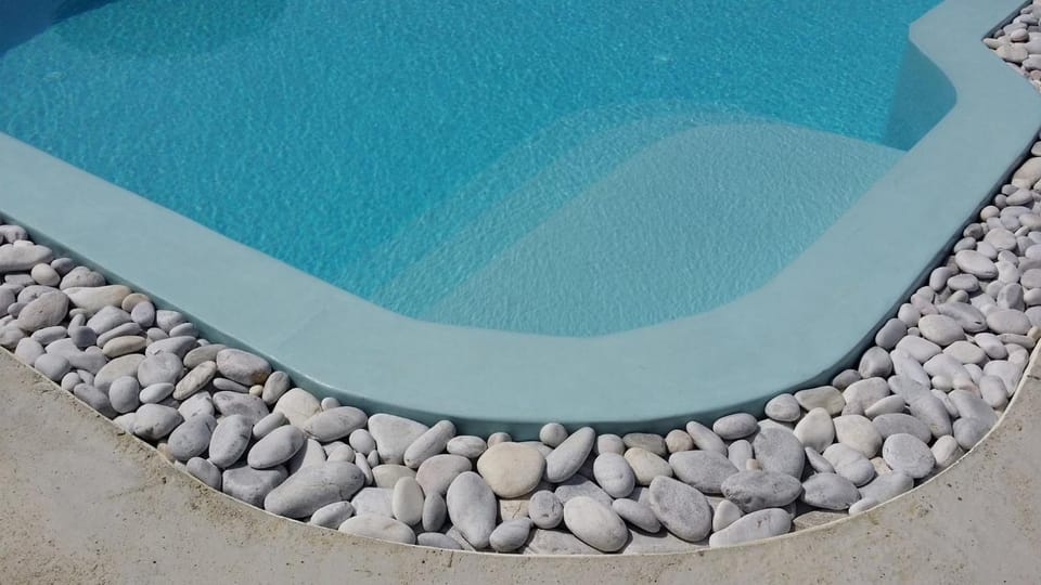 Decorative detail, Swimming pool, Swimming pool