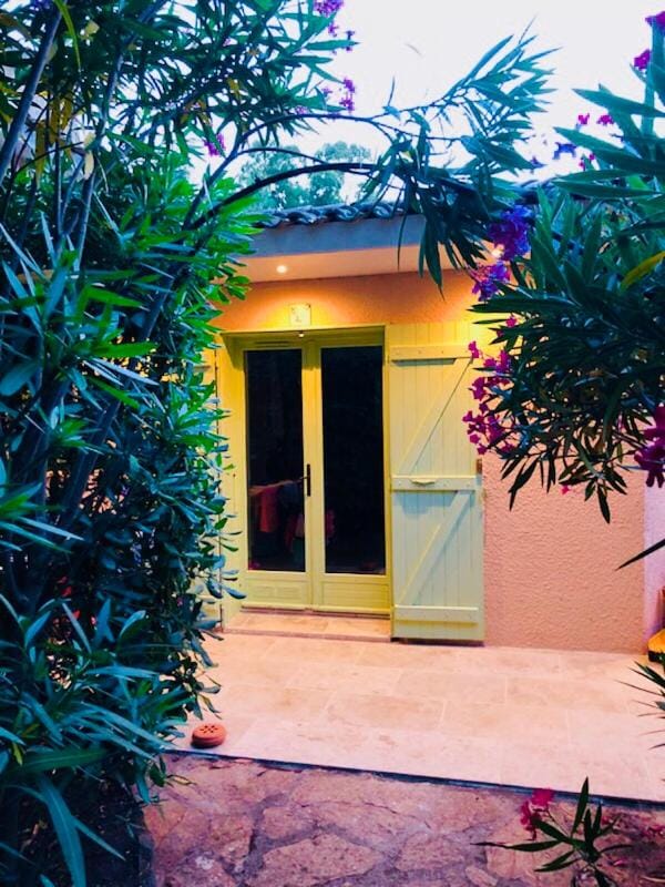 Mazet « Domaine de la pinède » Apartment in Le Lavandou